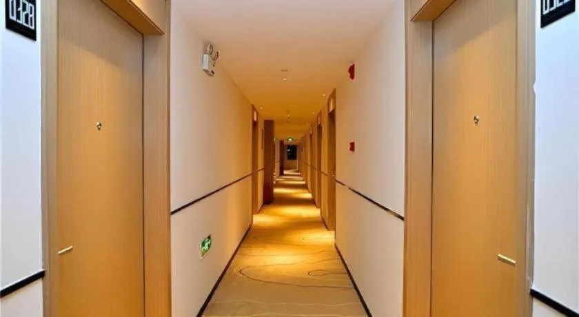 City Comfort Inn Kunming High-speed Railway South Station 7th Street Area