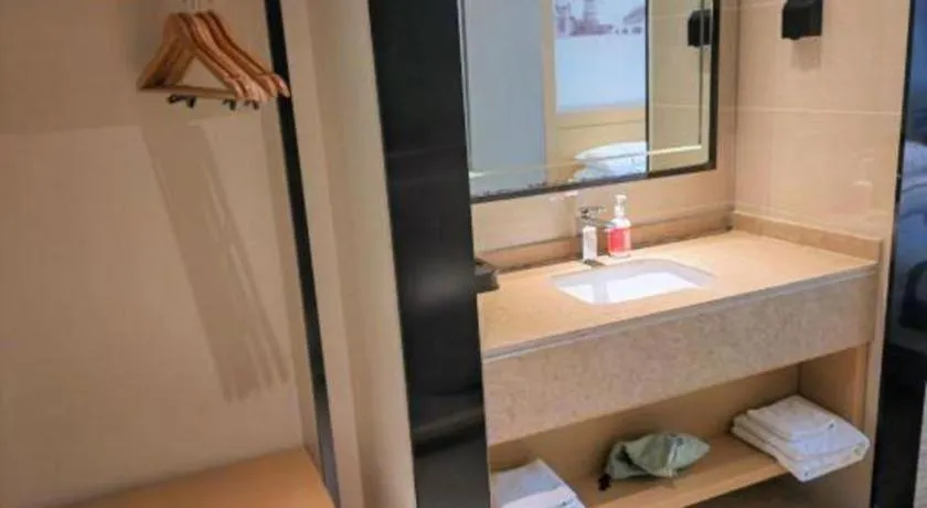 City Comfort Inn Kunming High-speed Railway South Station 7th Street Area