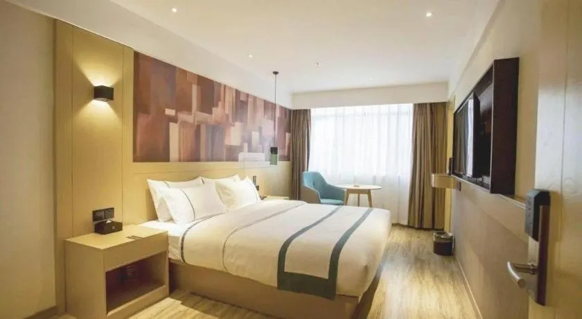 Bed in City Comfort Inn Changsha Outlets Datuo Metro Station