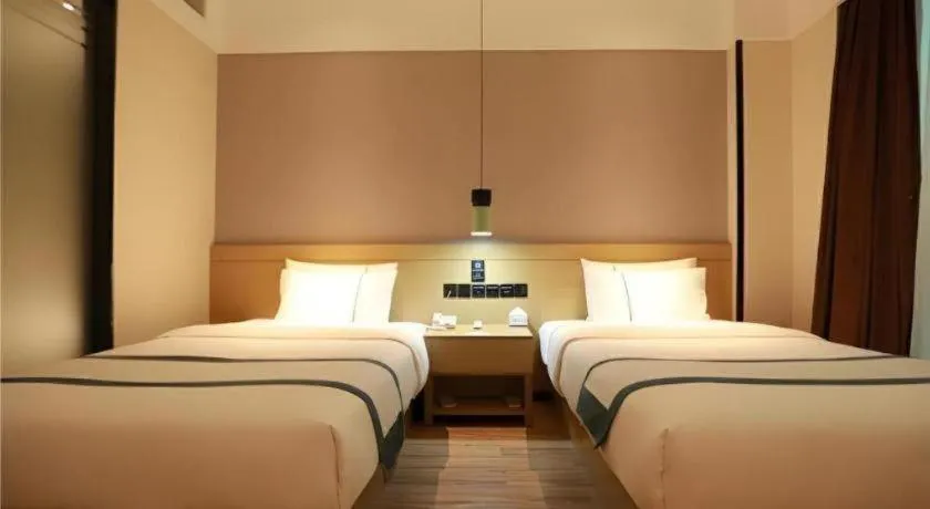 Bed in City Comfort Inn Qingyuan City Plaza Hefu Dongcheng