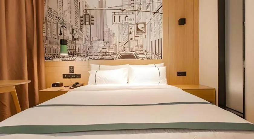 Bed in City Comfort Inn Xianning Yinquan Avenue