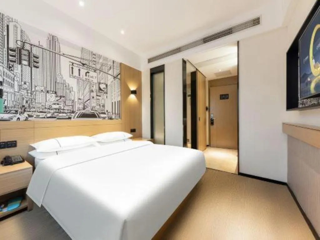 Bed in City Comfort Inn Xianning Yinquan Avenue