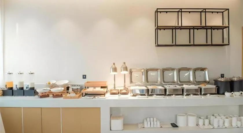 City Comfort Inn Zhangjiakou Municipal Government High-speed Railway Station North Institute