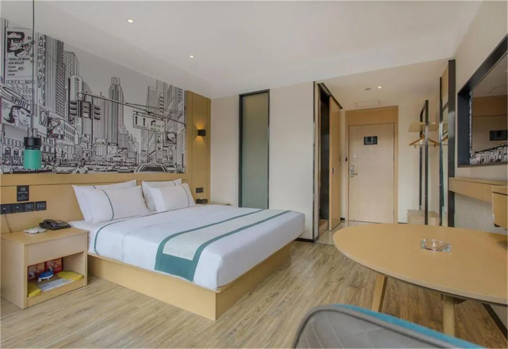 Bed in City Comfort Inn Zhangjiakou Municipal Government High-speed Railway Station North Institute