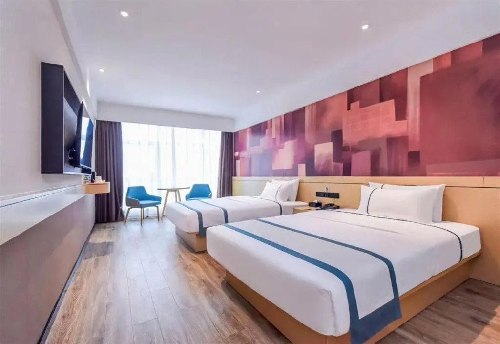 Bed in City Comfort Inn Zhangjiakou Municipal Government High-speed Railway Station North Institute