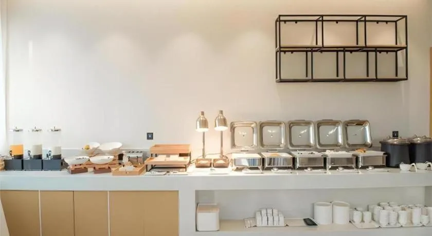 City Comfort Inn Zhangjiakou Municipal Government High-speed Railway Station North Institute