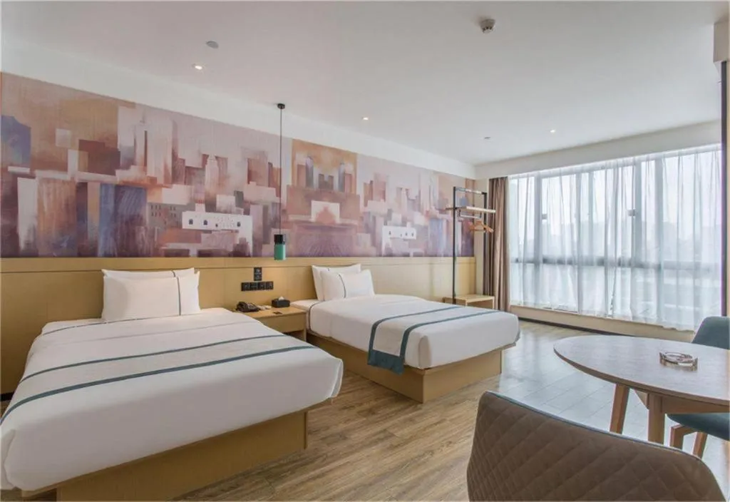 Bed in City Comfort Inn Zhangjiakou Municipal Government High-speed Railway Station North Institute