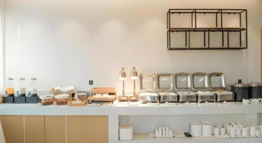 City Comfort Inn Zhangjiakou Municipal Government High-speed Railway Station North Institute