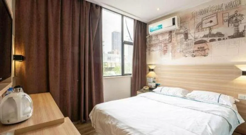 Bed in City Comfort Inn Changsha Wanjiali Mawangdui Metro Station