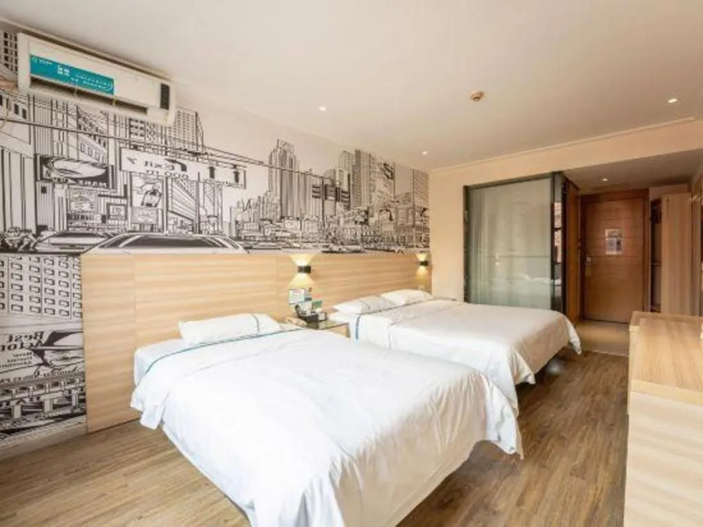 Bed in City Comfort Inn Changsha Wanjiali Mawangdui Metro Station