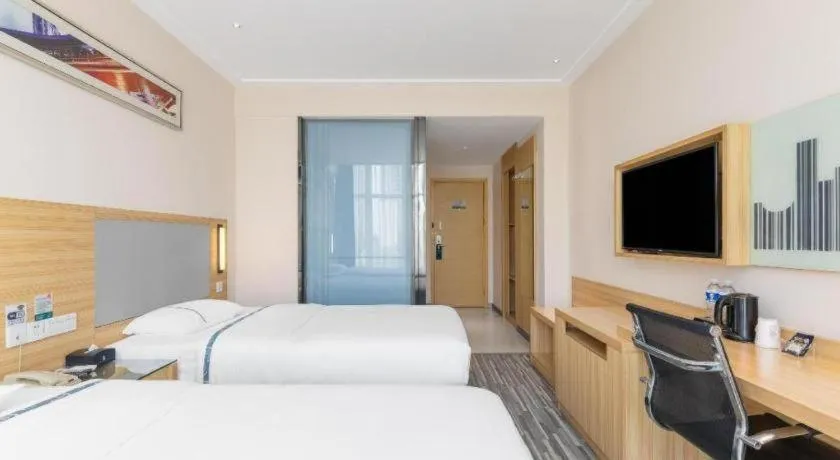 Bed in City Comfort Inn Dongguan Shijie Jiarong Shopping Plaza