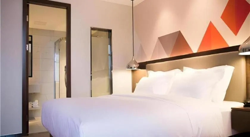 Borrman Hotel Huanggang Wuxue Yuhu Road