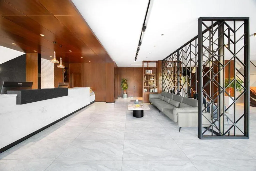 Borrman Hotel Huanggang Wuxue Yuhu Road