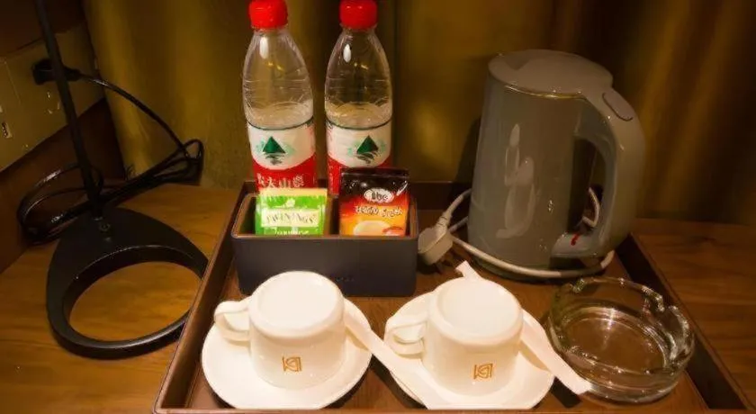 Borrman Hotel Huanggang Wuxue Yuhu Road