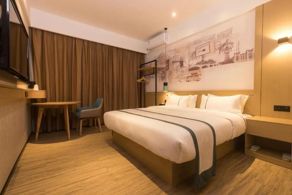 Bed in City Comfort Inn Foshan Shishan Square
