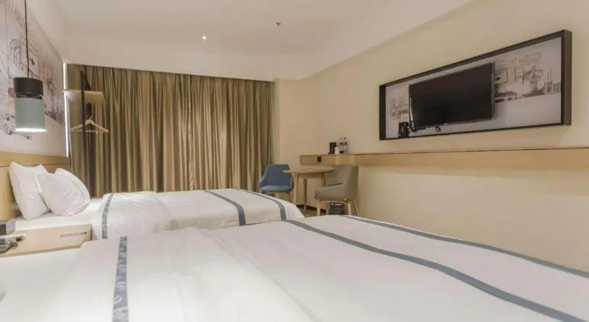 Bed in City Comfort Inn Foshan Shishan Square