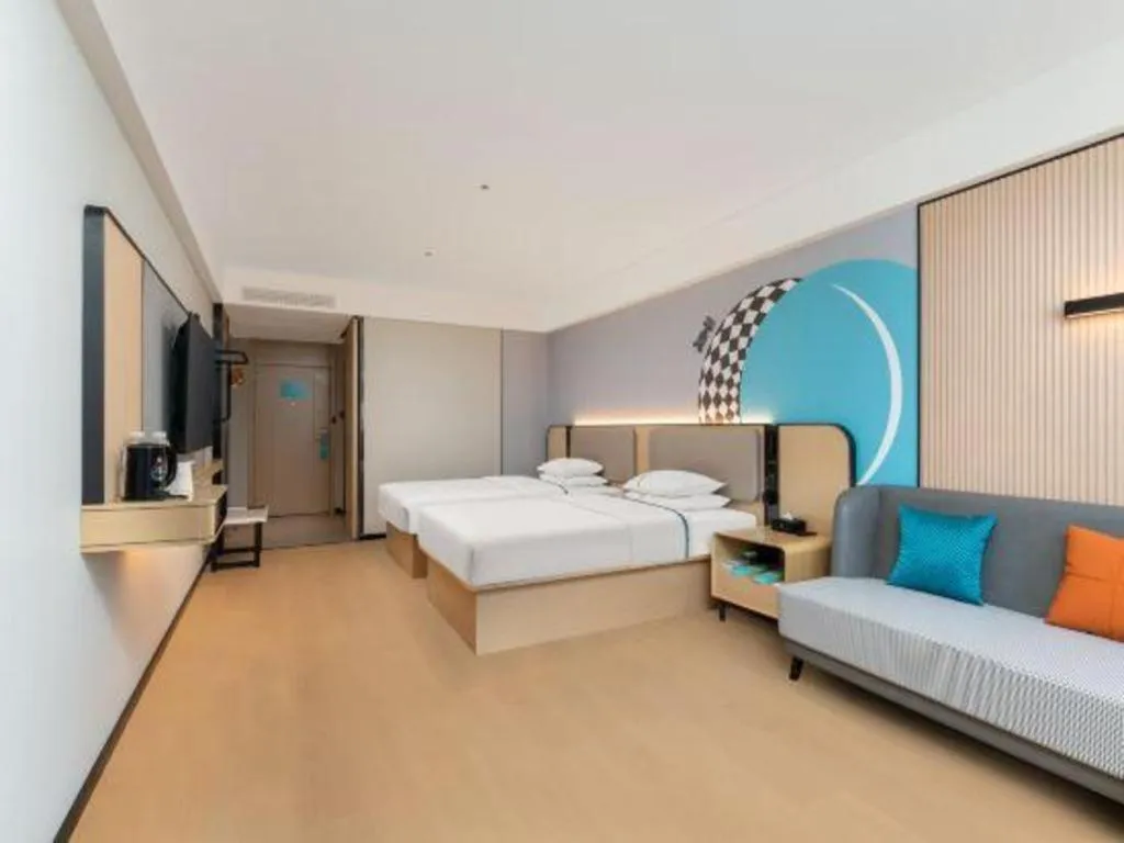 Bed in City Comfort Inn Shiyan Wudang Mountain