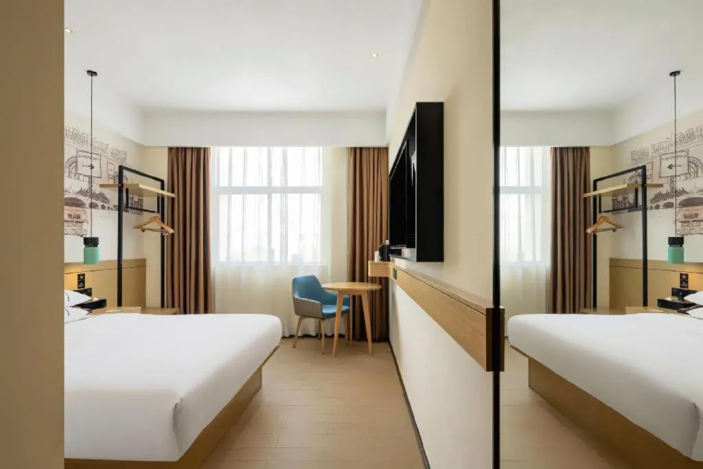 Bed in City Comfort Inn Shiyan Wudang Mountain