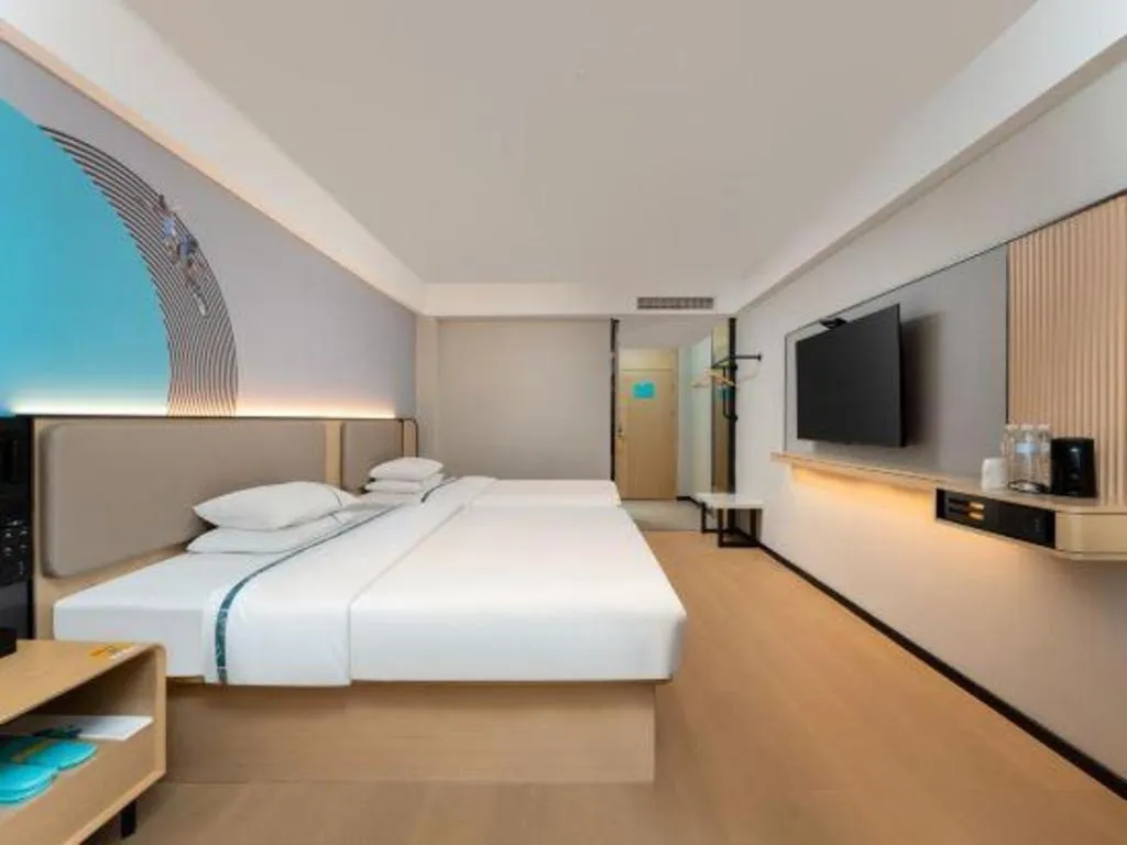 Bed in City Comfort Inn Shiyan Wudang Mountain