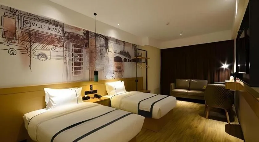 Bed in City Comfort Inn Shiyan Wudang Mountain