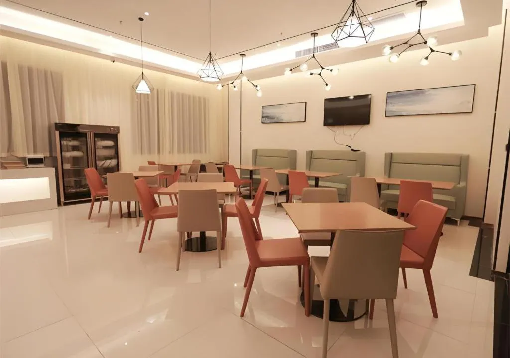 City Comfort Inn Fuchuan Fenghuang Road