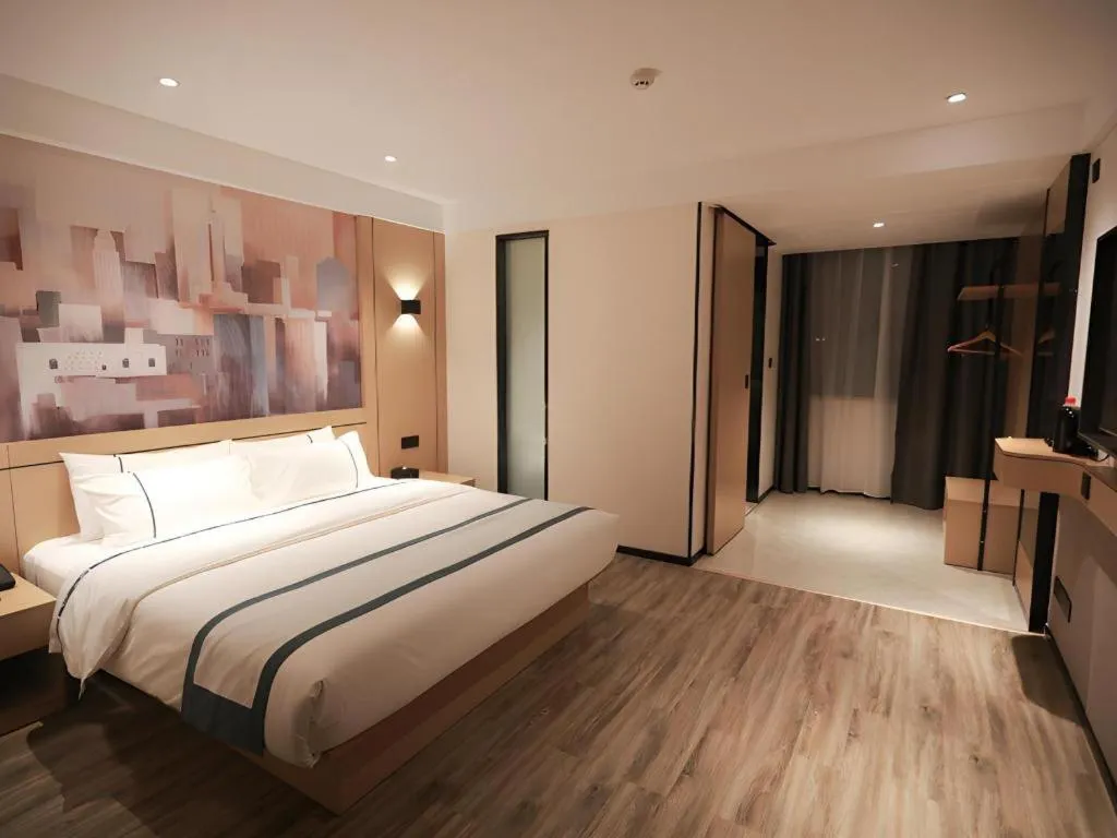 Bed in City Comfort Inn Fuchuan Fenghuang Road