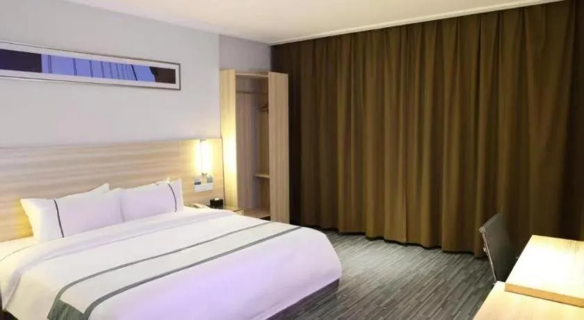 Bed in City Comfort Inn Shaoyang Xinning