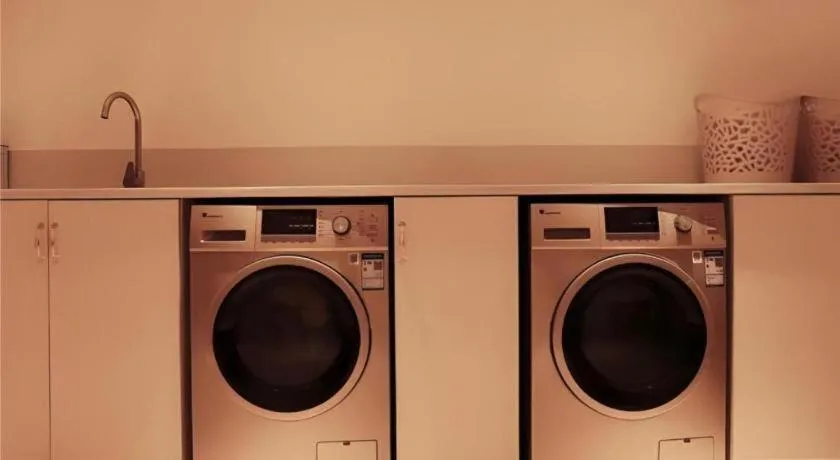 City Comfort Inn Wuzhou High-speed Railway Station Canghai Lake Park