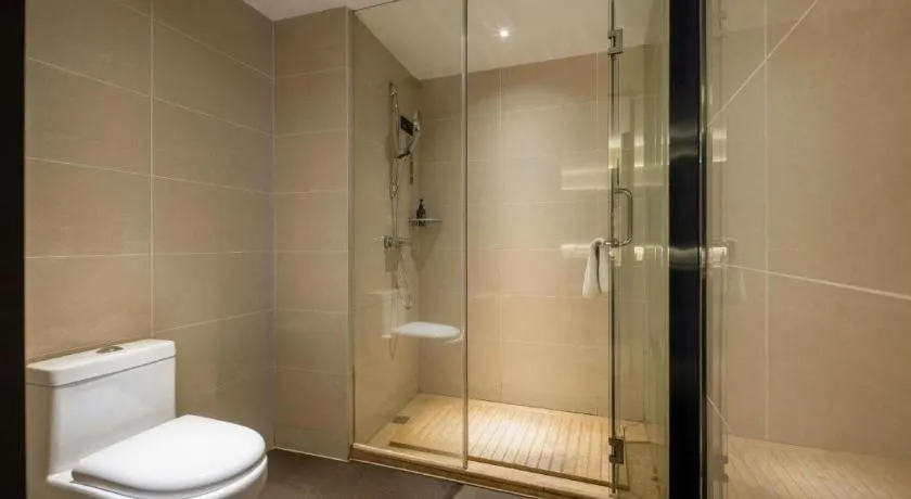 City Comfort Inn Wuzhou High-speed Railway Station Canghai Lake Park