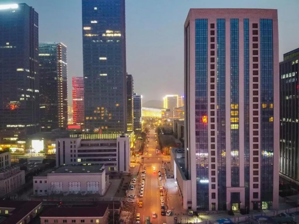 Borrman Hotel Ji'nan Aoti Center East Provincial Hospital