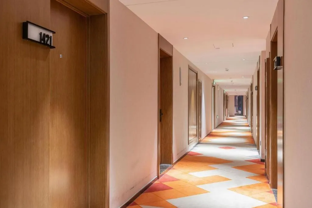 Borrman Hotel Ji'nan Aoti Center East Provincial Hospital