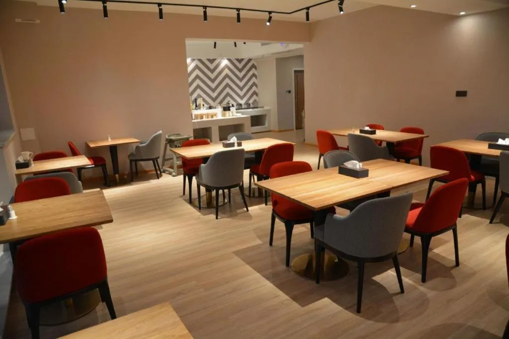 Borrman Hotel Ji'nan Aoti Center East Provincial Hospital