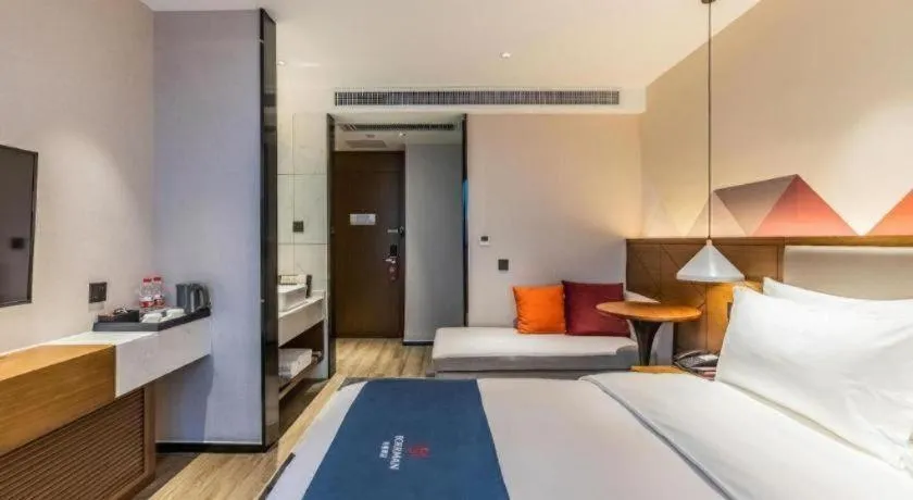 Bed in Borrman Hotel Ji'nan Aoti Center East Provincial Hospital