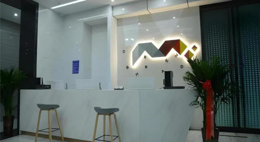 Borrman Hotel Ji'nan Aoti Center East Provincial Hospital