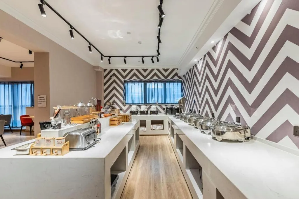 Borrman Hotel Ji'nan Aoti Center East Provincial Hospital