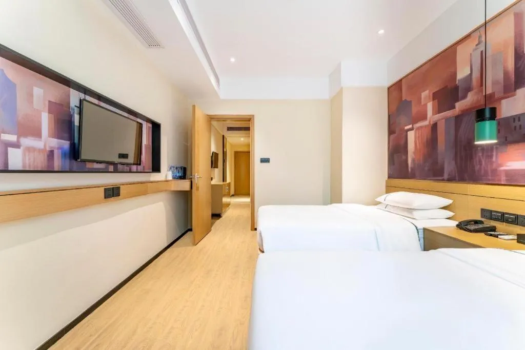 Bed in City Comfort Inn Yangjiang High-tech Zone Pinggang