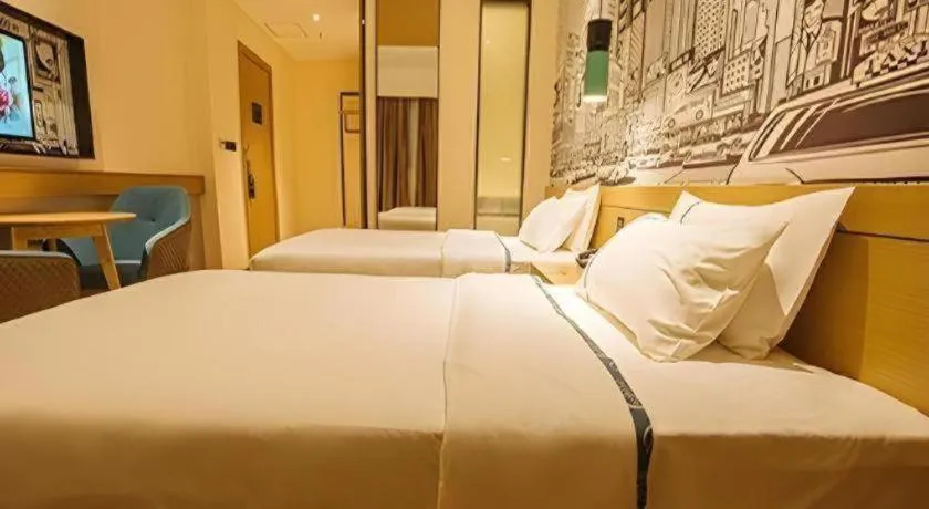 Bed in City Comfort Inn Yangjiang High-tech Zone Pinggang