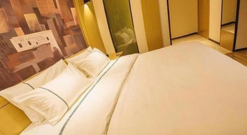 Bed in City Comfort Inn Yangjiang High-tech Zone Pinggang