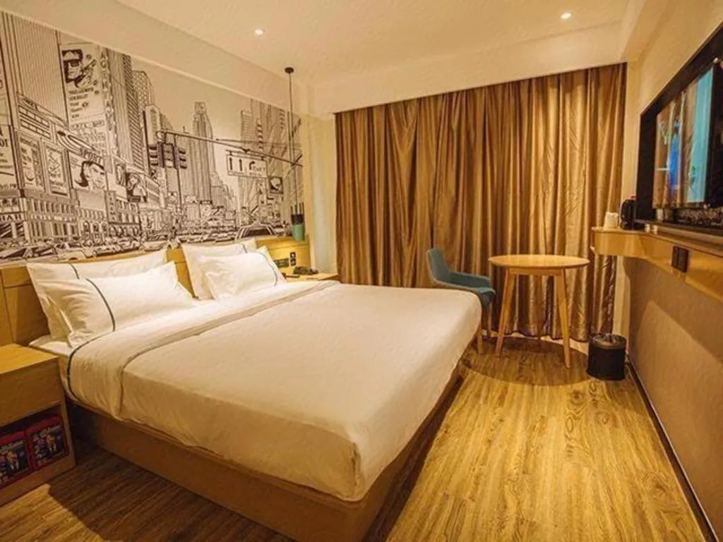 Bed in City Comfort Inn Yangjiang High-tech Zone Pinggang