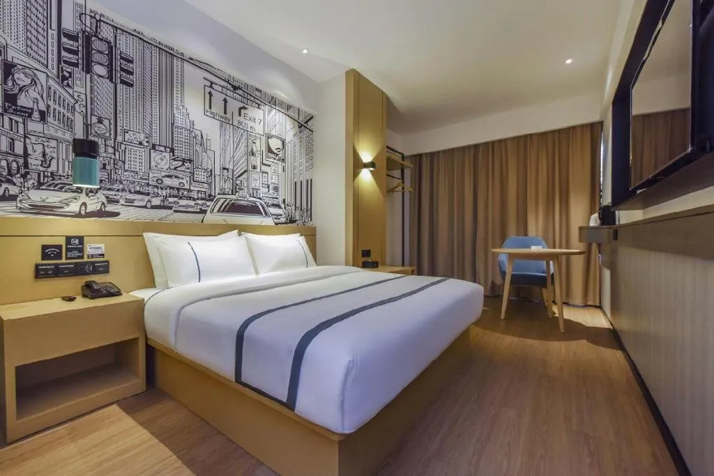 Bed in City Comfort Inn Yangjiang High-tech Zone Pinggang