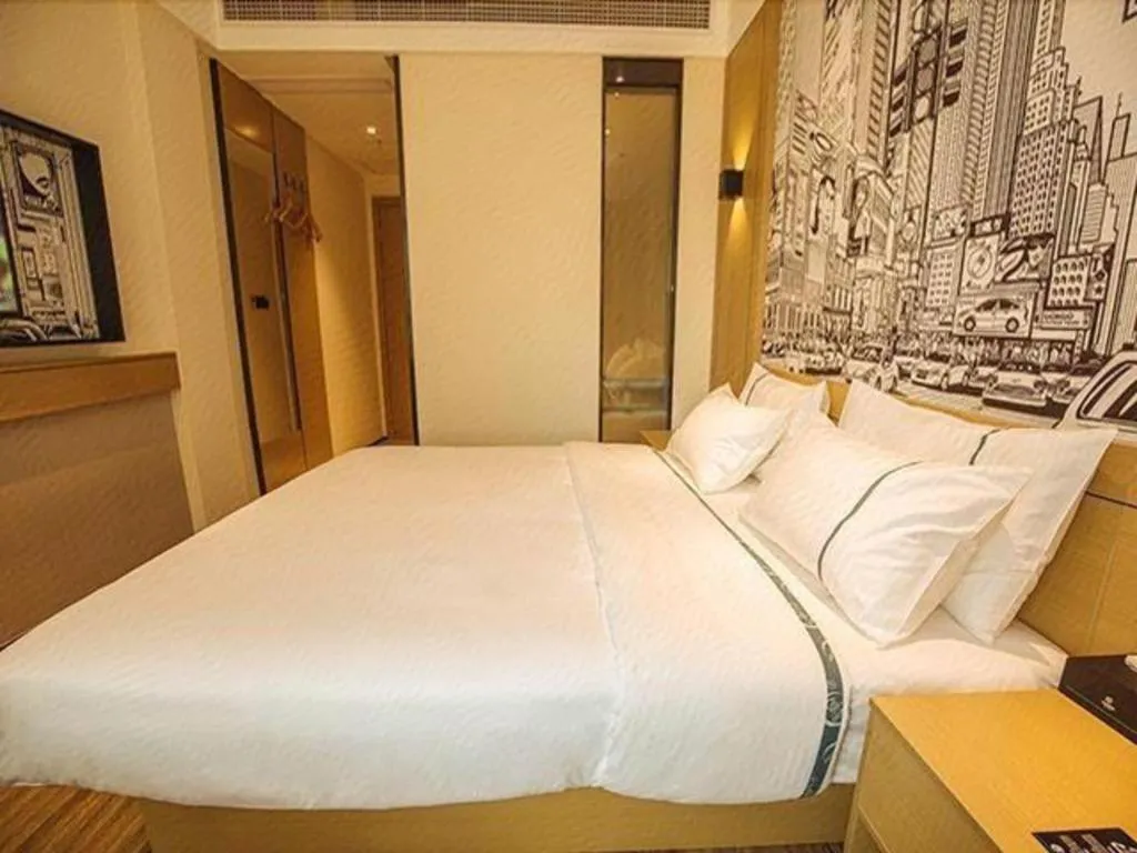 Bed in City Comfort Inn Yangjiang High-tech Zone Pinggang