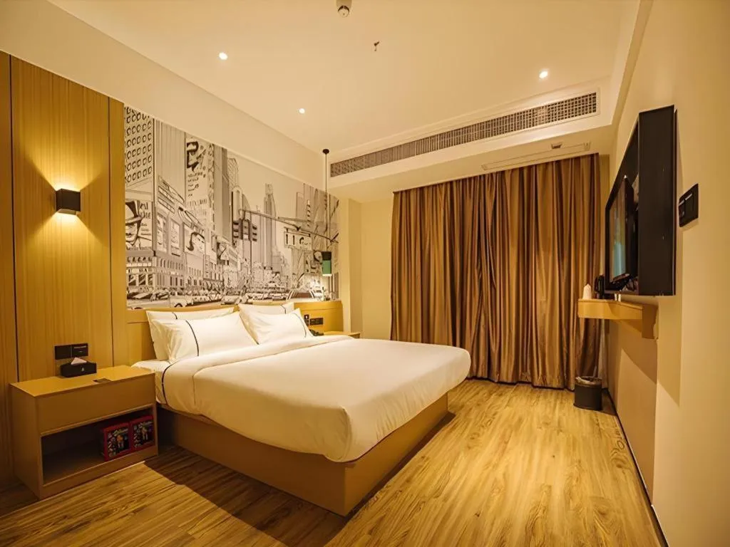 Bed in City Comfort Inn Yangjiang High-tech Zone Pinggang