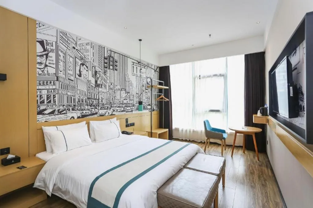 Bed in City Comfort Inn Chengdu Transportation Technical College Traditional Chinese Medicine