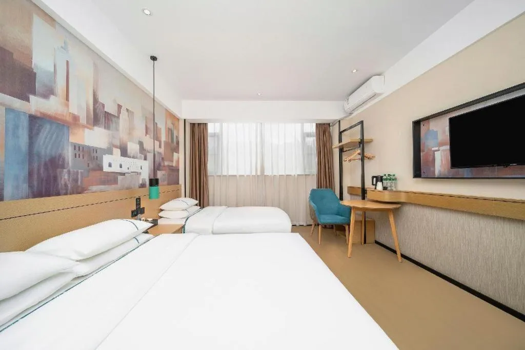 Bed in City Comfort Inn Dali High-speed Railway Station Erhai Park