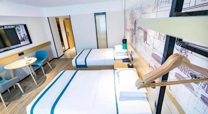 Bed in City Comfort Inn Dali High-speed Railway Station Erhai Park