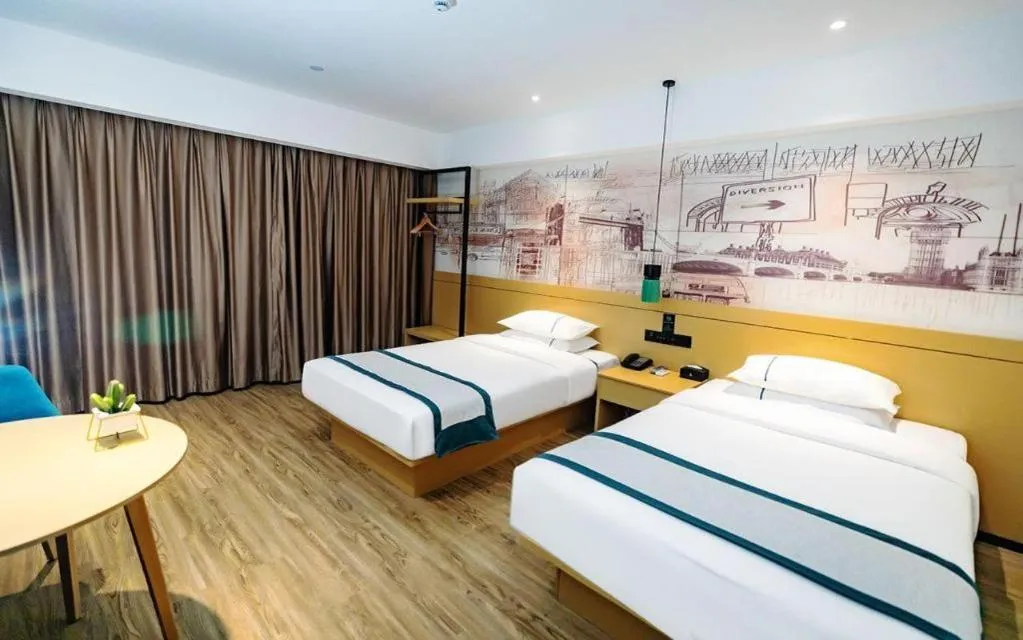 Bed in City Comfort Inn Dali High-speed Railway Station Erhai Park