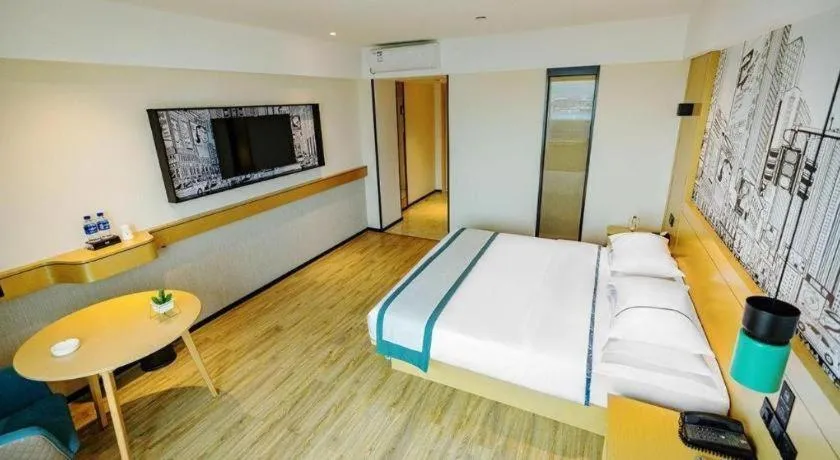 Bed in City Comfort Inn Dali High-speed Railway Station Erhai Park