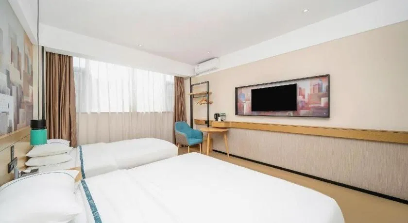 Bed in City Comfort Inn Dali High-speed Railway Station Erhai Park