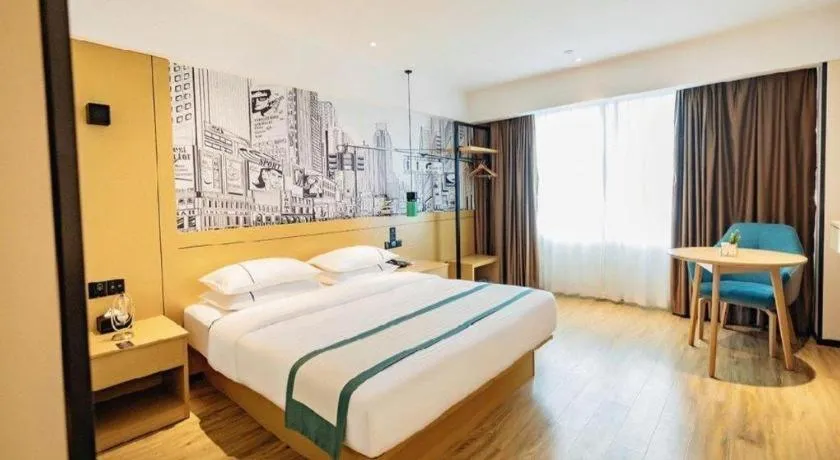 Bed in City Comfort Inn Dali High-speed Railway Station Erhai Park