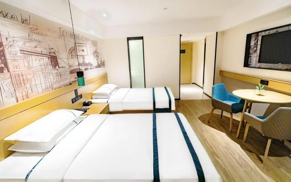 Bed in City Comfort Inn Dali High-speed Railway Station Erhai Park